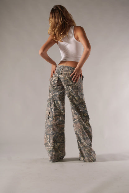 Unisex Camo Cargo Trousers
